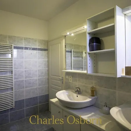 Guest house Stoneview