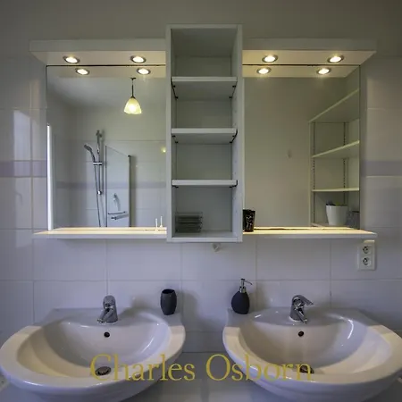 بيت ضيافة Stoneview 4*