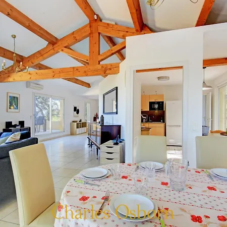 Guest house Stoneview